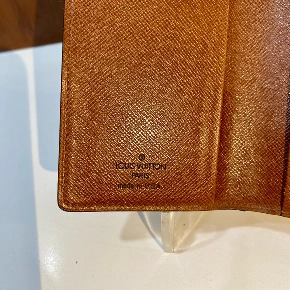 REDUCED Authentic 💯 Louis Vuitton small Monogram address notebook w/ pencil. - Picture 7 of 7